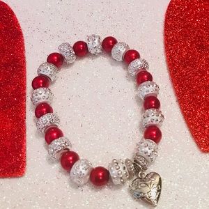 ❤️Valentines Day Red bead and rhinestone bracelet